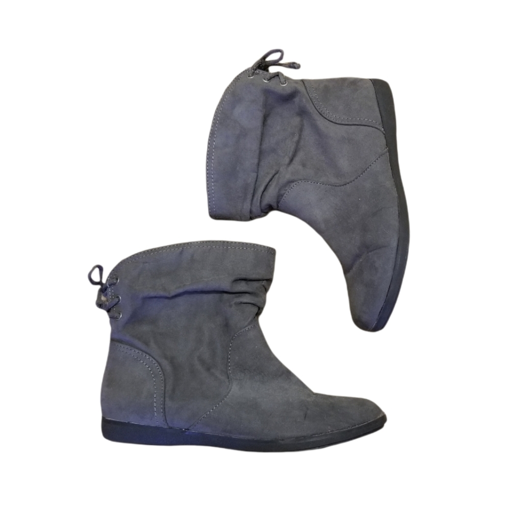 Arizona Jean Co Gray Kacy Booties